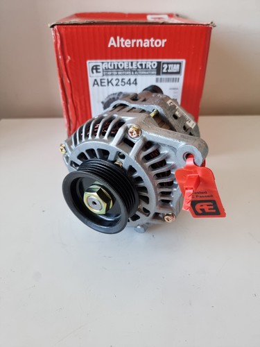 New alternator fits honda - oe,